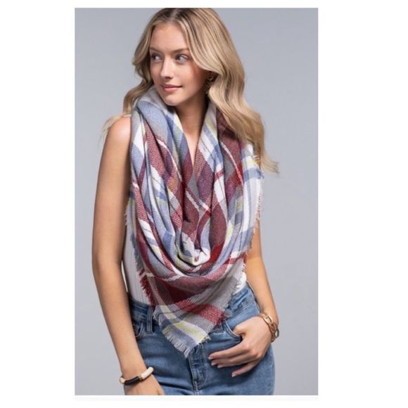 Bonfire Bliss Scarf - Picture 2 of 5